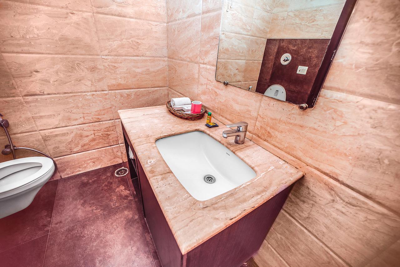אמריצר Fabhotel Basera מראה חיצוני תמונה
