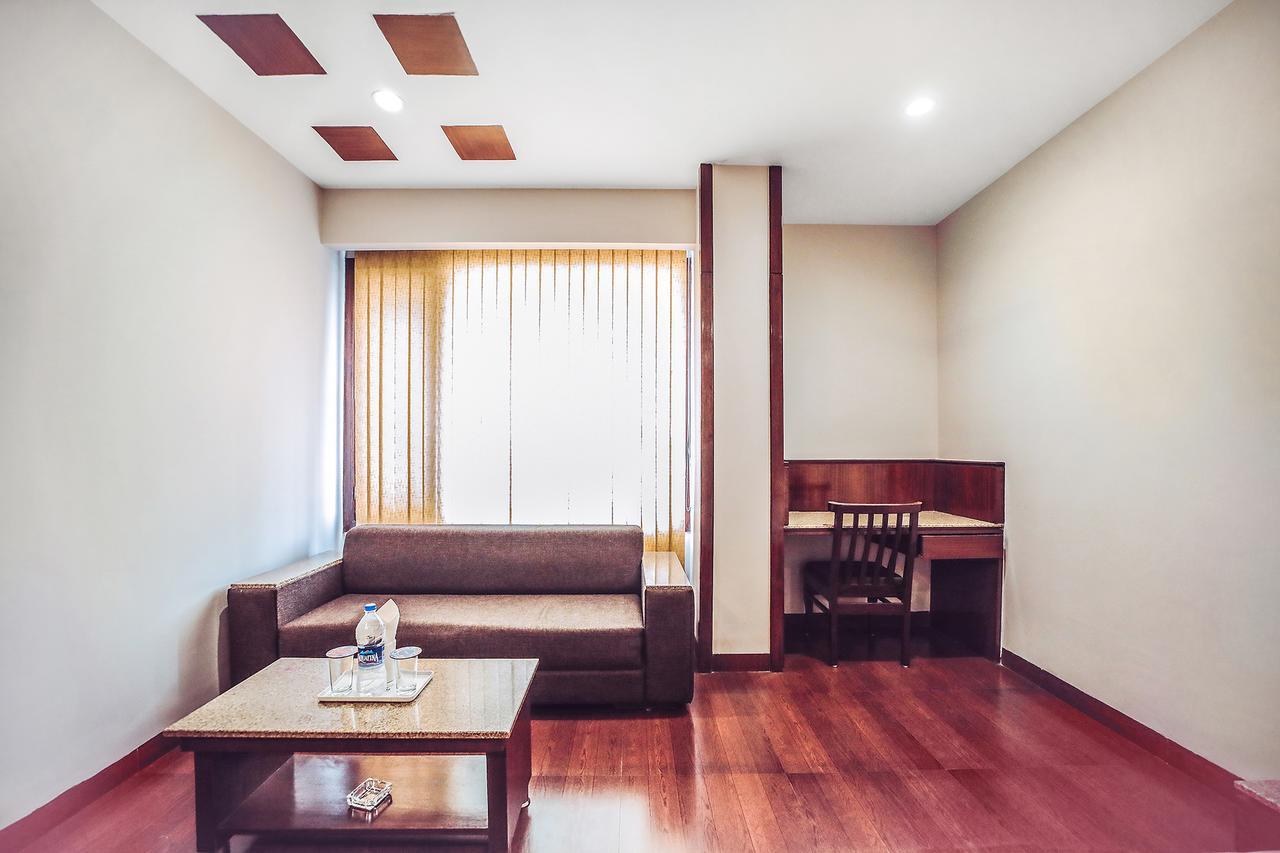אמריצר Fabhotel Basera מראה חיצוני תמונה