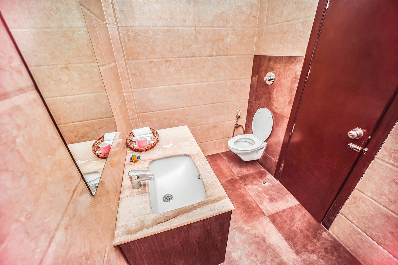 אמריצר Fabhotel Basera מראה חיצוני תמונה