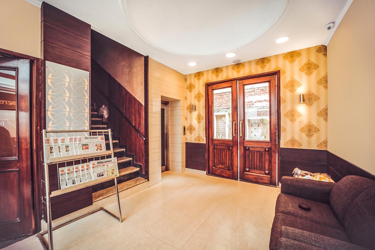אמריצר Fabhotel Basera מראה חיצוני תמונה