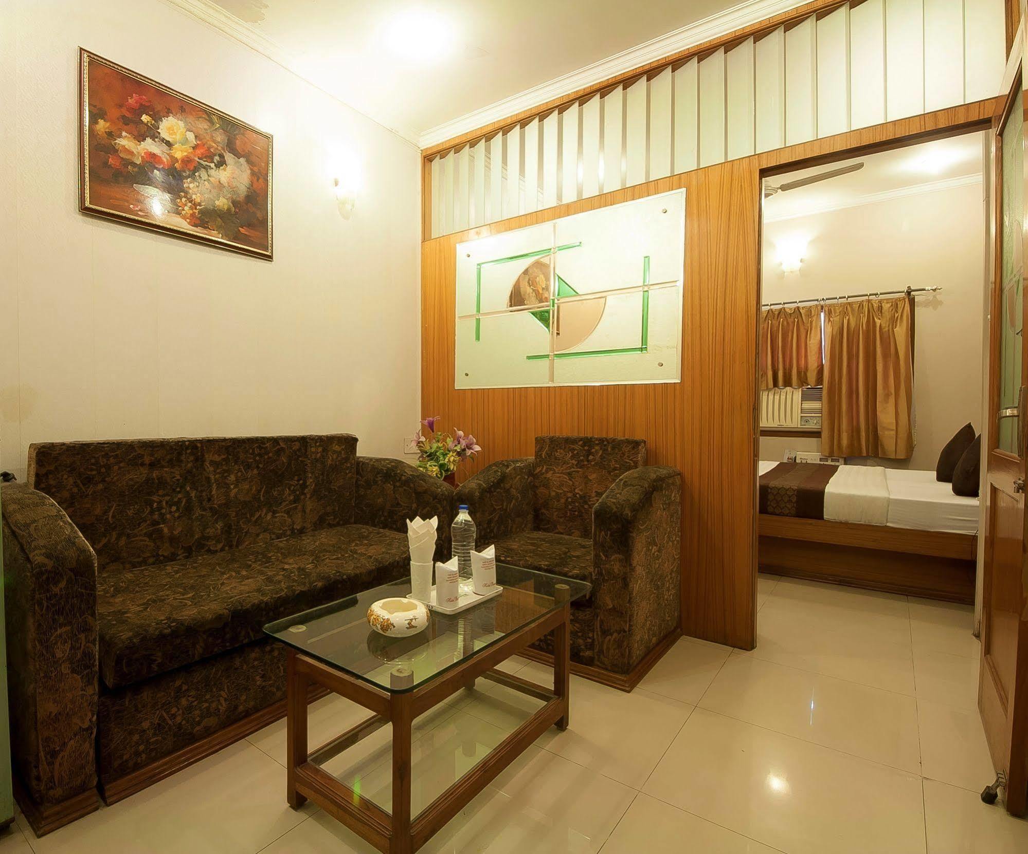 אמריצר Fabhotel Basera מראה חיצוני תמונה