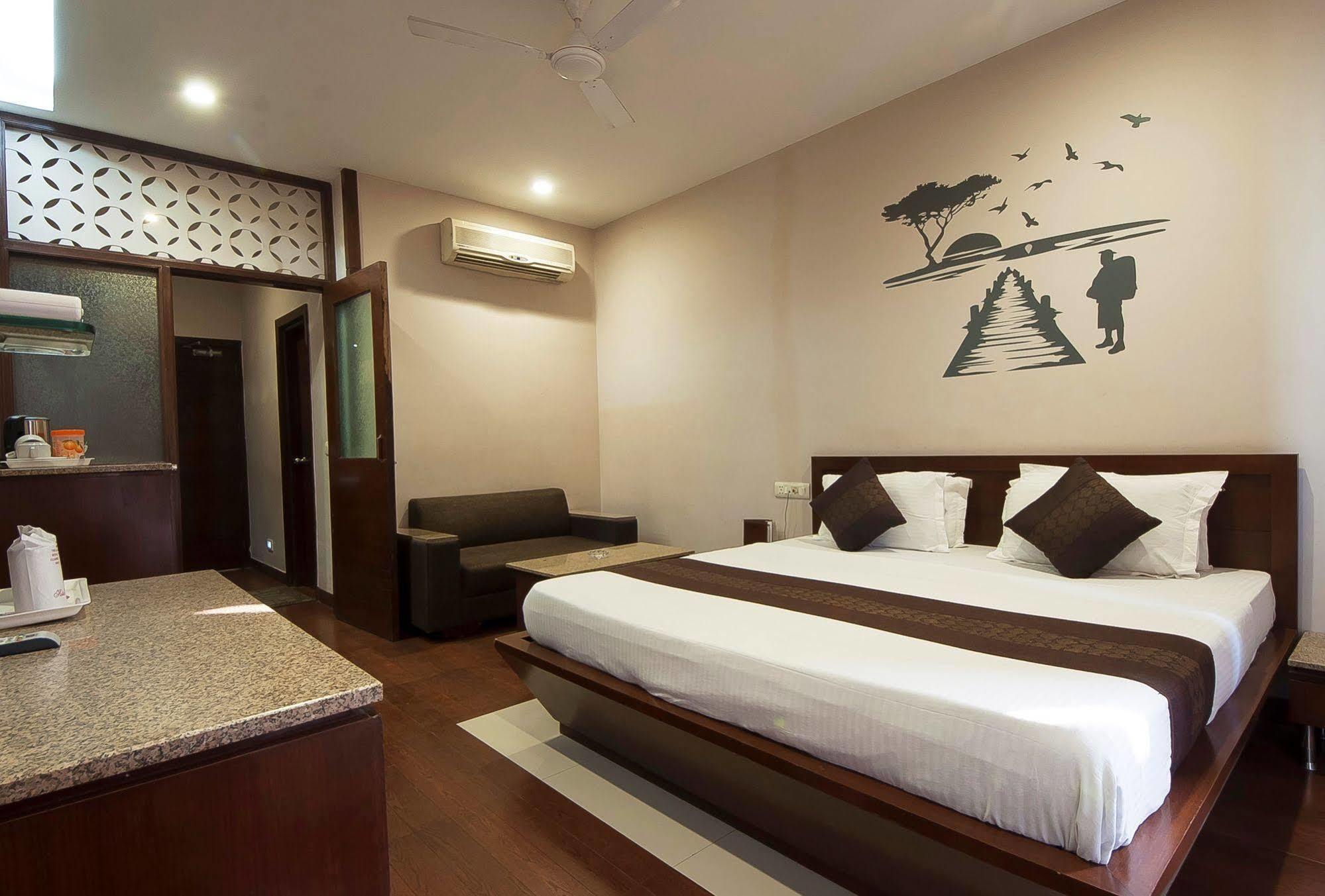 אמריצר Fabhotel Basera מראה חיצוני תמונה