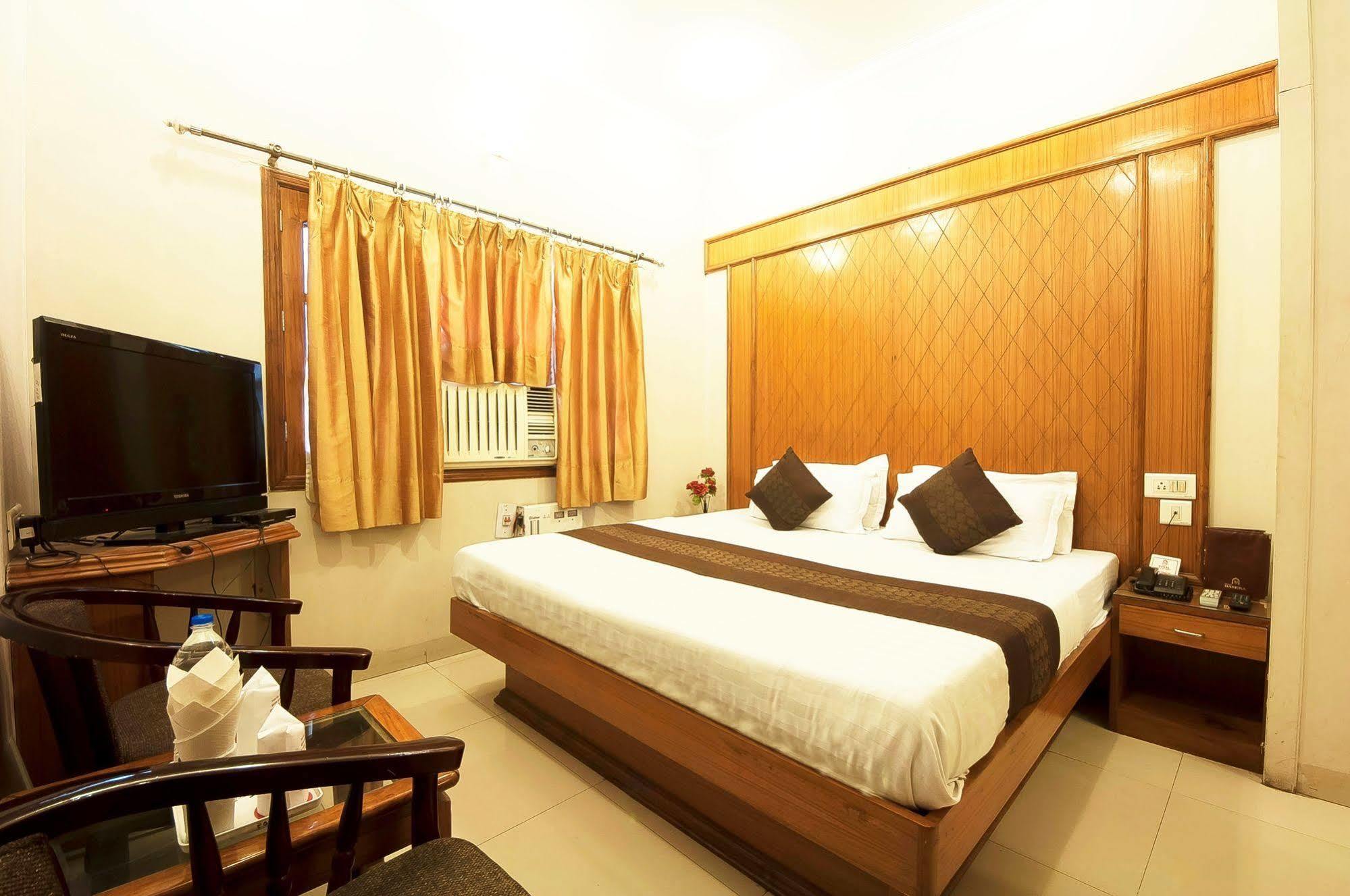 אמריצר Fabhotel Basera מראה חיצוני תמונה