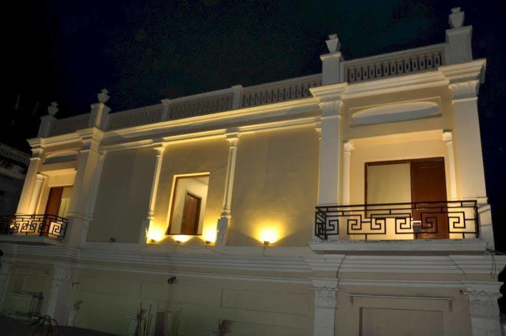 אמריצר Fabhotel Basera מראה חיצוני תמונה